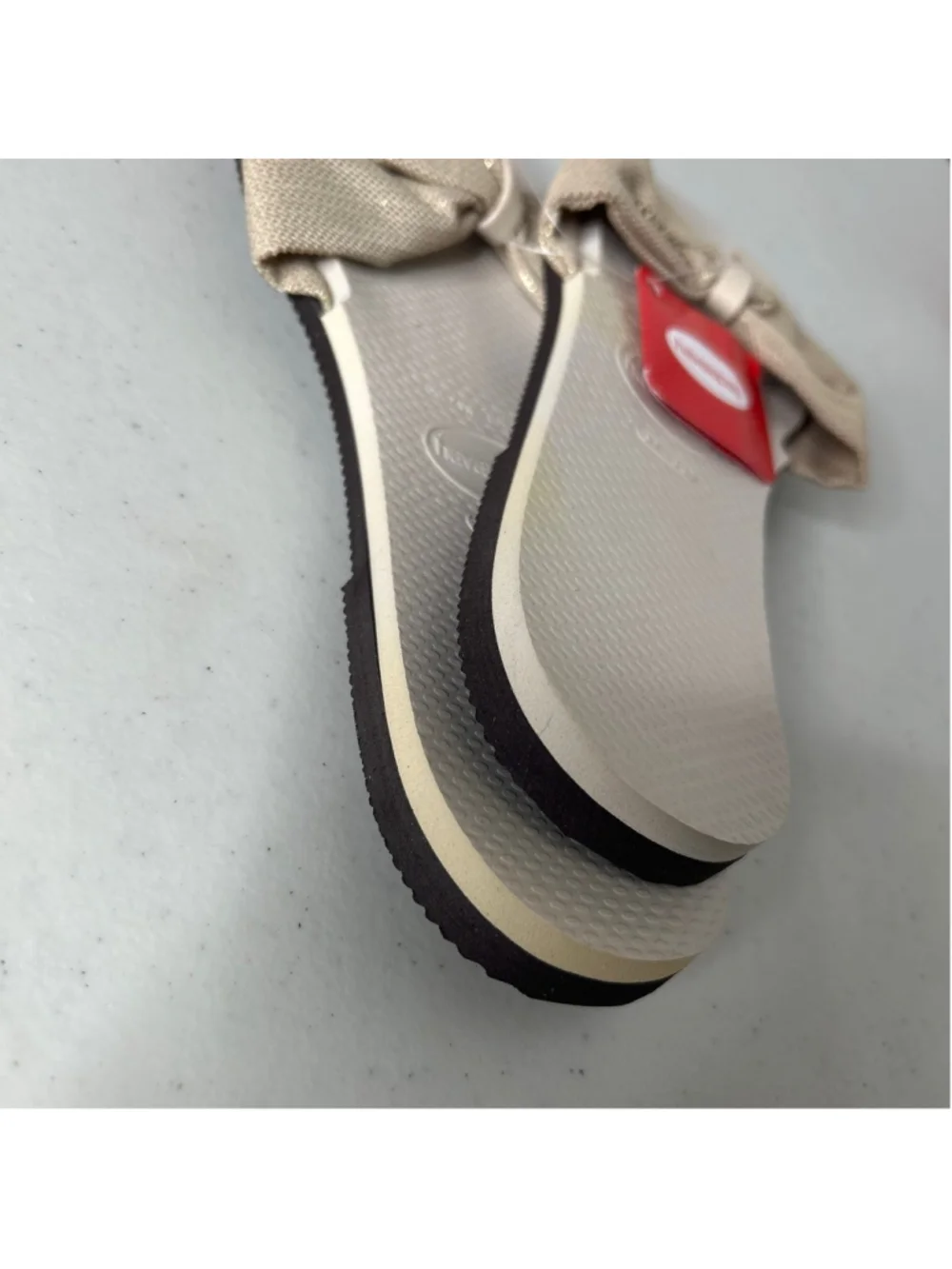 Havaianas You St. Tropez Metallic Shine Sandals Flip Flops Beige Women's 7/8